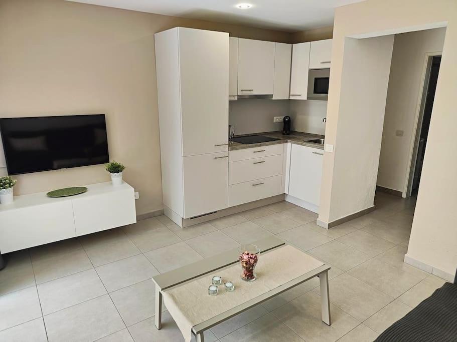 Playa Del Ingles: Beautiful Renovated Apartment San Bartolomé Eksteriør bilde