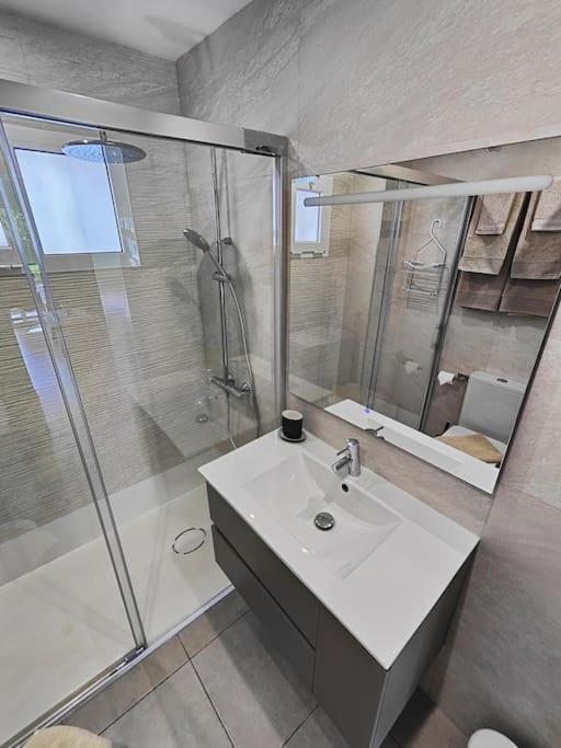 Playa Del Ingles: Beautiful Renovated Apartment San Bartolomé Eksteriør bilde